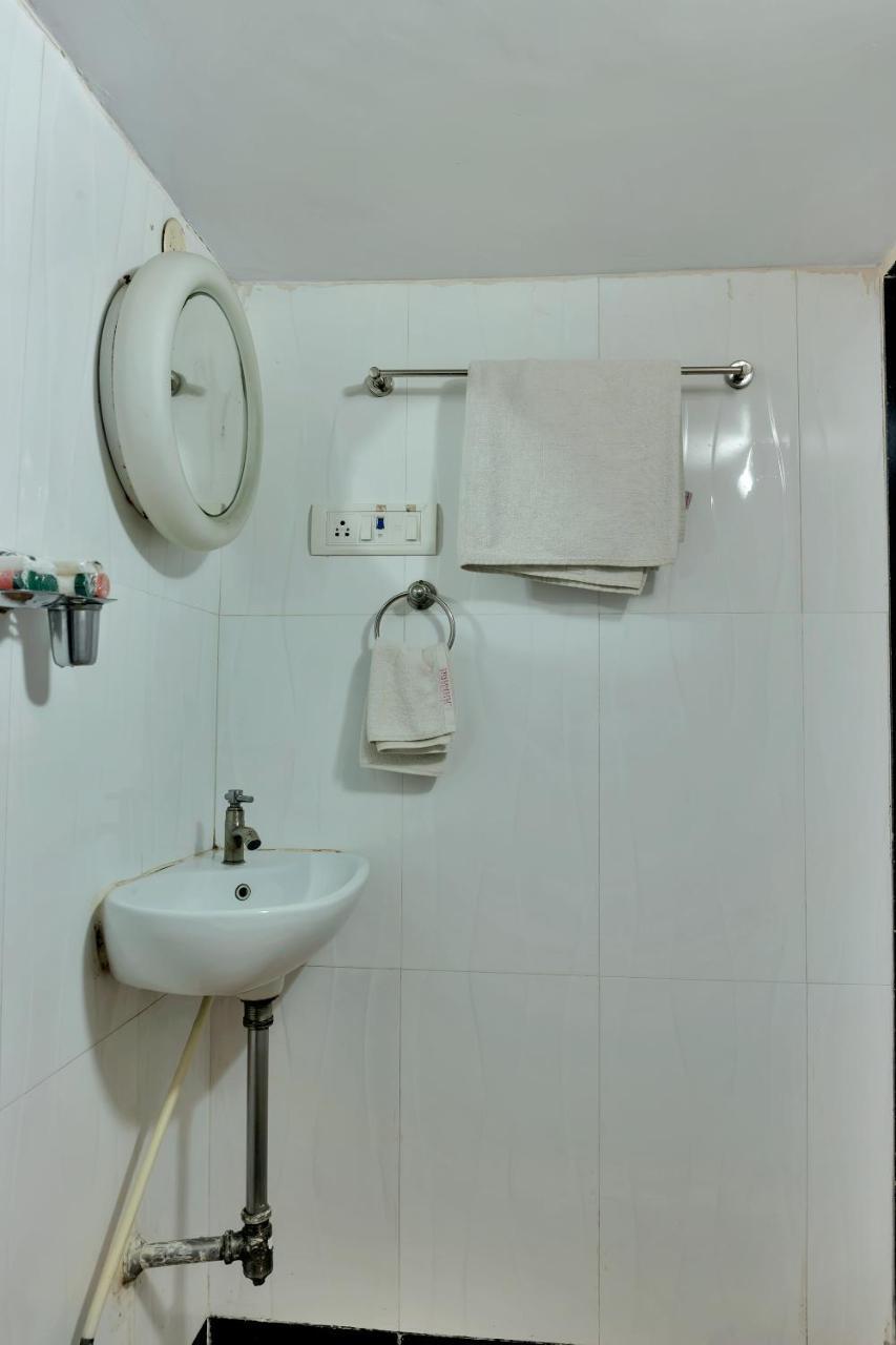 Konark Apartment Mālād Dış mekan fotoğraf